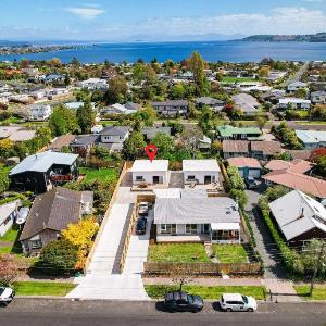 Close to Town & Lake - Taupo