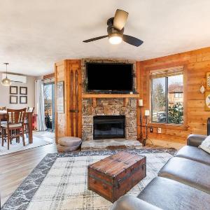 Swiss Mountain 1 Bedroom - Premier Unit with Patio