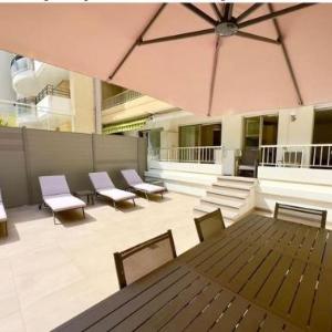 Sweet home+terrasse de 60m2 2 mn from croisette beach