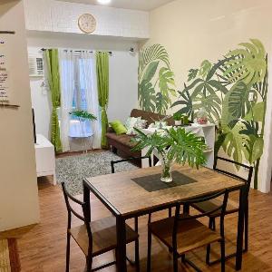 J&W 2-Bedroom PENTHOUSE Condo Unit CENTRIOMall