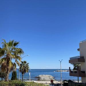 Studio climatisé avec jardin en front de mer proche commerces garage fermé - FR-1-100-334