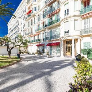 Regina - Duplex in Heart of Menton - Happy Rentals