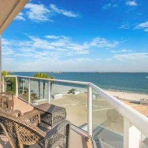 TOP FLOOR CORNER LUXURY PENTHOUSE CONDO WITH OCEAN VIEWS