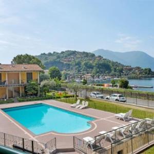 Cosy Apartment in Sulzano near Lake with Swimming Pool