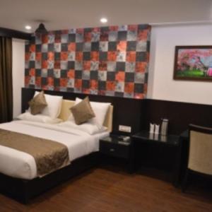 The City Grand Hotel
