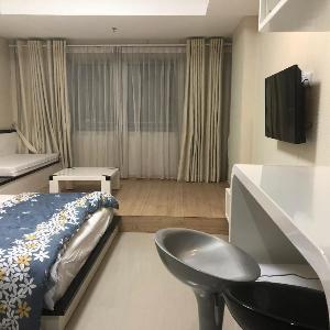 Studio unit apartment View City