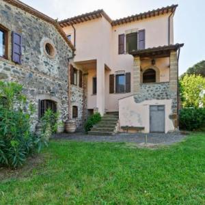 Delightful Holiday Home in Bolsena with Swimming Pool