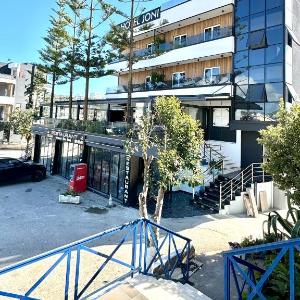 Hotel Joni