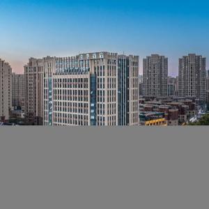 Ji Hotel Qingdao City Balcony China Railway World Expo City