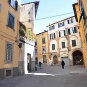 Historic Mansion in Lucca Town Centre