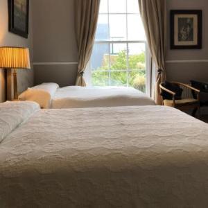 Harveys Guest House