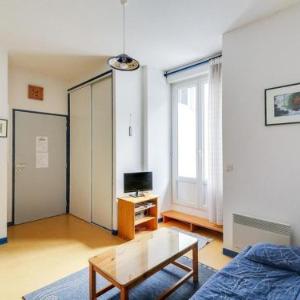 Appartement T2 à Cauterets avec Terrasse Local à Ski et Proche Télécabine - FR-1-401-1
