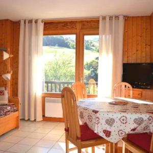Appartement au Grand-Bornand 4 couchages centre station balcon sud proche pistes et commerces - FR-1-241-192