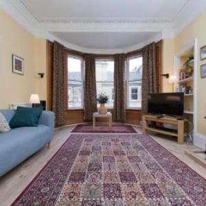 Elegant Traditional Edinburgh City Centre Flat