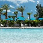 Hampton Inn & Suites Cape Canaveral Cruise Port FL