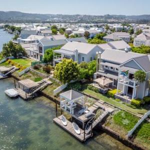 Canal Waterside Lifestyle on Thesen Islands