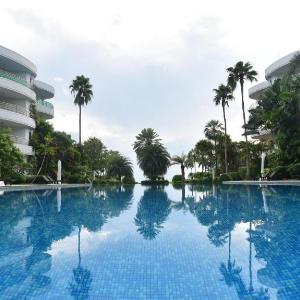 Hua Hin Beachfront Condo With Beach Access & Pools