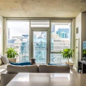 2BR/2BA Brand New Executive Luxury Suite w/ Rooftop Pool Gym and Balcony by ENVITAE