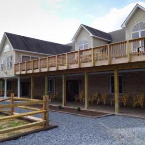 Westcott House- Privacy amenities and space all in one beautiful package!
