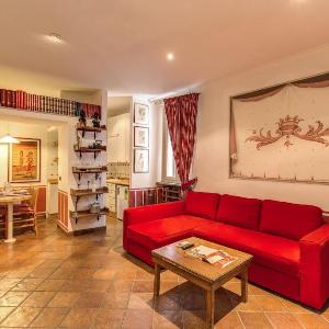 Lovely flat in Fontana di Trevi