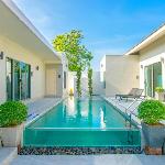 Yipmunta pool villa phuket