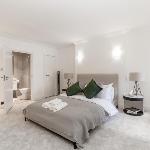 Luxury 2 BR in Knightsbridge + Modern Interior 