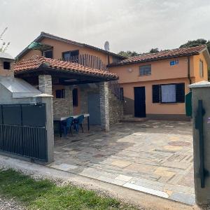 Apartment Orangina