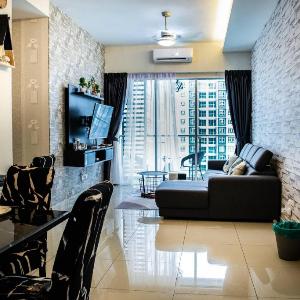 Parkland Residence Melaka@J&J Vacation Home 10pax