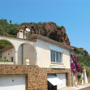 Holiday Home La Rocade - TEU110