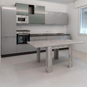 GIGI HOUSE -appartamento PIAZZA MAZZINI- 200m dal mare