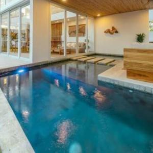 Hermosa Palms Casa Lorenzo Beach Front Club House
