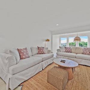 Gulf Front Stunning Views! Newly Renovated! Dolphin Watch #1