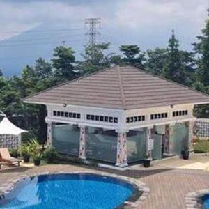 Beth Kasegaran Theresia Hotel