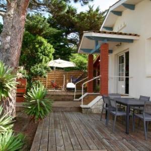 Lovely house with Garden and Terrace very close to the beach