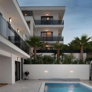 NEW ! Villa Palm Bay 1 & 2 with two heated pool - near sea
