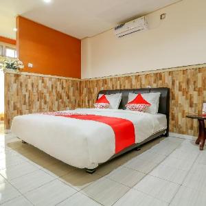 OYO 2580 Hotel Puri Royan