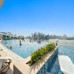 2BR Palm Jumeirah with pool on roof amazing view 