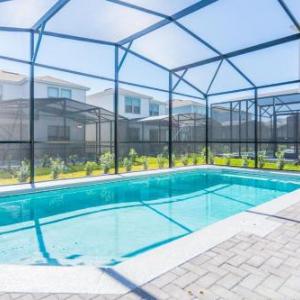 Lily Garden: Private Pool BBQ Grill 24/7 Support
