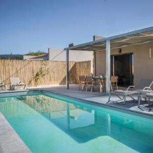 ONAR - LUXURY VILLAS