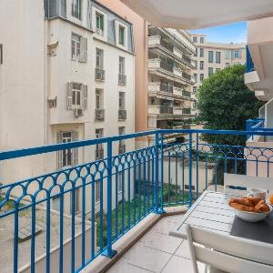 Eden Palace 3 200m from the Promenade - Happy Rentals