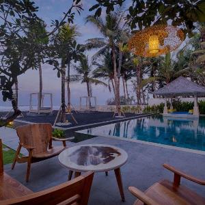 Luxury 4 BR Private Villa #L79