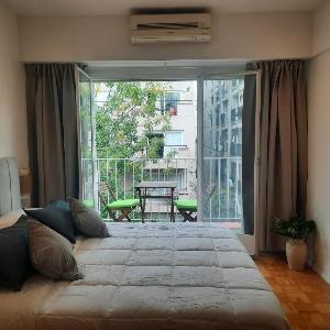 Hermoso y cómodo departamento en Palermo Recoleta con balcon!!