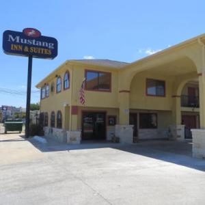 Mustang Inn and Suites