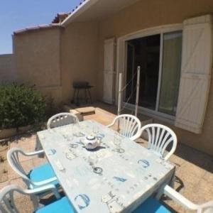 Villa cosy avec terrasse et 2 chambres - 5 pers. max à Saint Pierre La Mer proche plage - FR-1-409-7