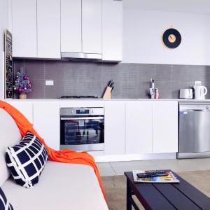 Ashfield Modern Apartment