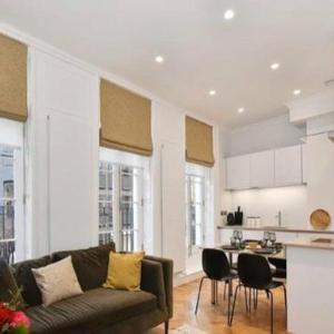 Refurbished Spacious 1 Bed Flat In Mayfair.