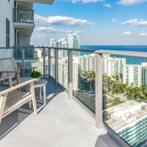 NEW 2019 CORNER SUITE OCEAN VIEW 18th Floor!