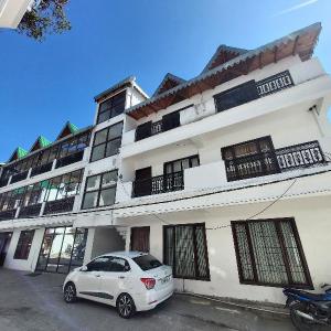 Goroomgo Cottage Orchid Nainital - A Luxurious Collections with Parking And WiFi Ficility
