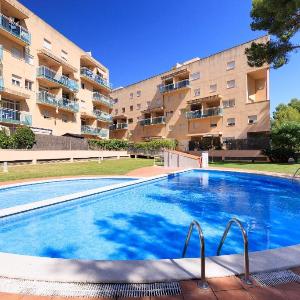UHC GOLDEN PINEDA APARTMENTS