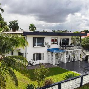 Oso Josich Apartments